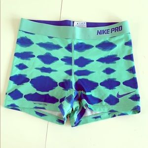 NikePro short